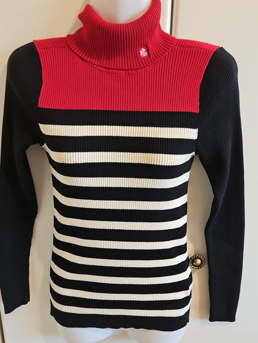 Ralf Lauren Women’s Sweater - Red, Black & White